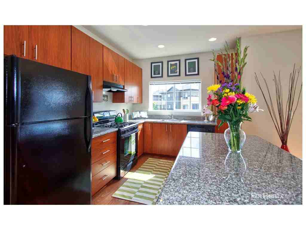 Sunset Crossing - Photo 3 of 19