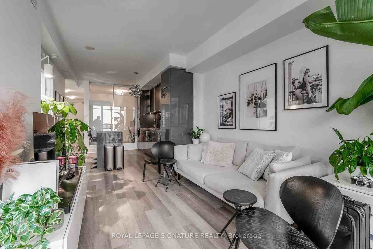 32 Davenport Road - Photo 3 of 20