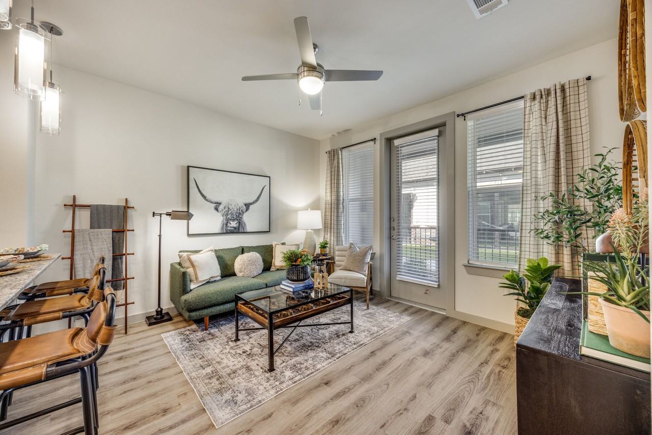 Aspire at Greenville - Photo 4 of 14