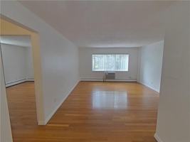 featured image of 346 Lincoln St #4