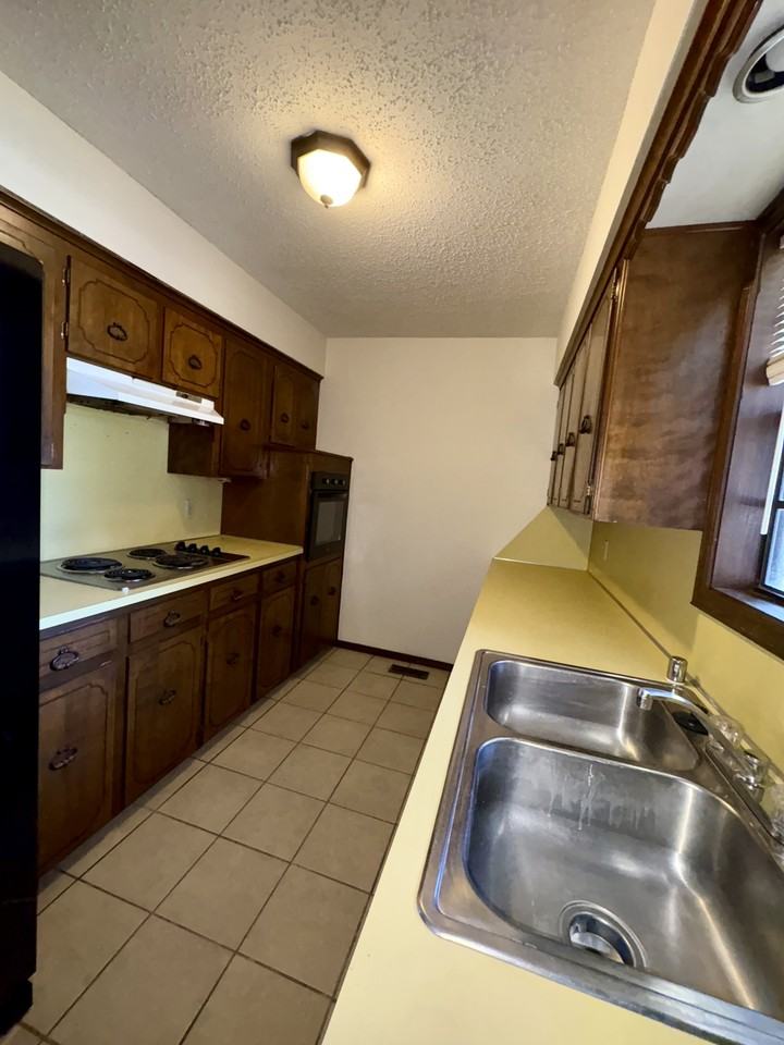 4726 South U - Photo 5 of 20