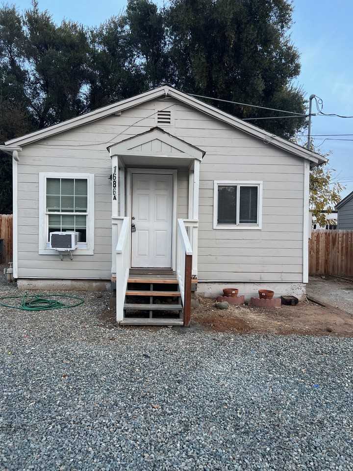 1686 5th Avenue - Photo 2 of 4