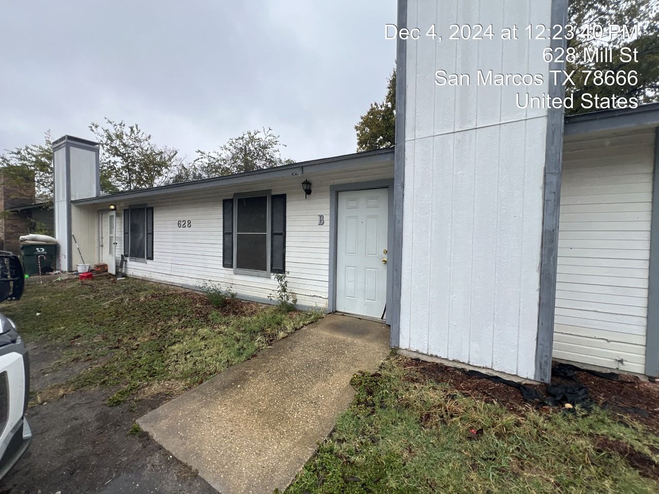 628 Mill St - B - Photo 2 of 13