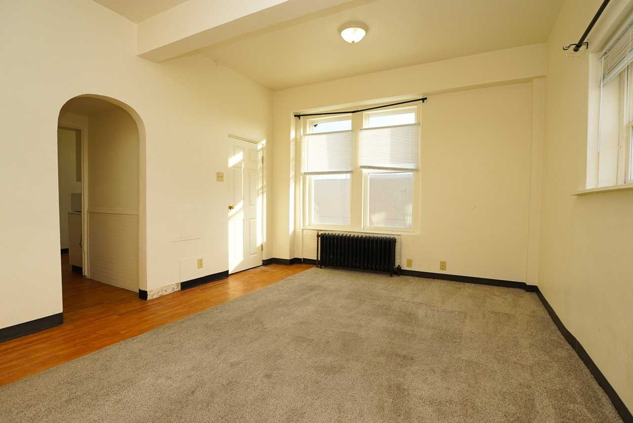 310 N Michigan Street - Photo 3 of 10