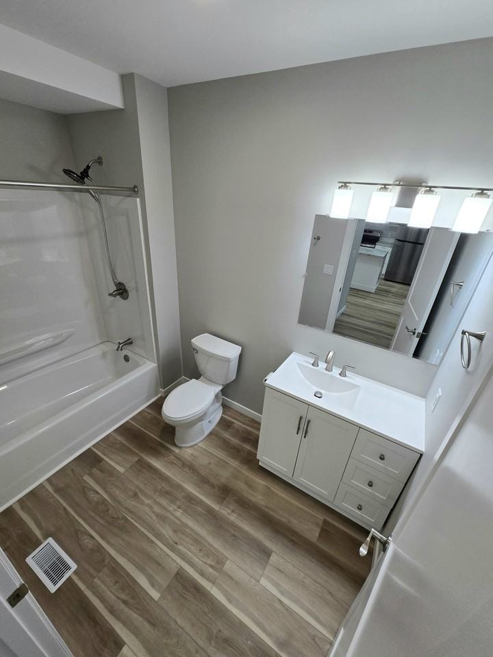 1526 Miami Street - Photo 4 of 12