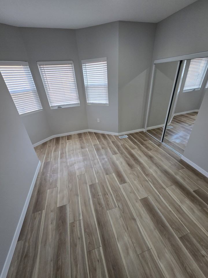 1526 Miami Street - Photo 7 of 12