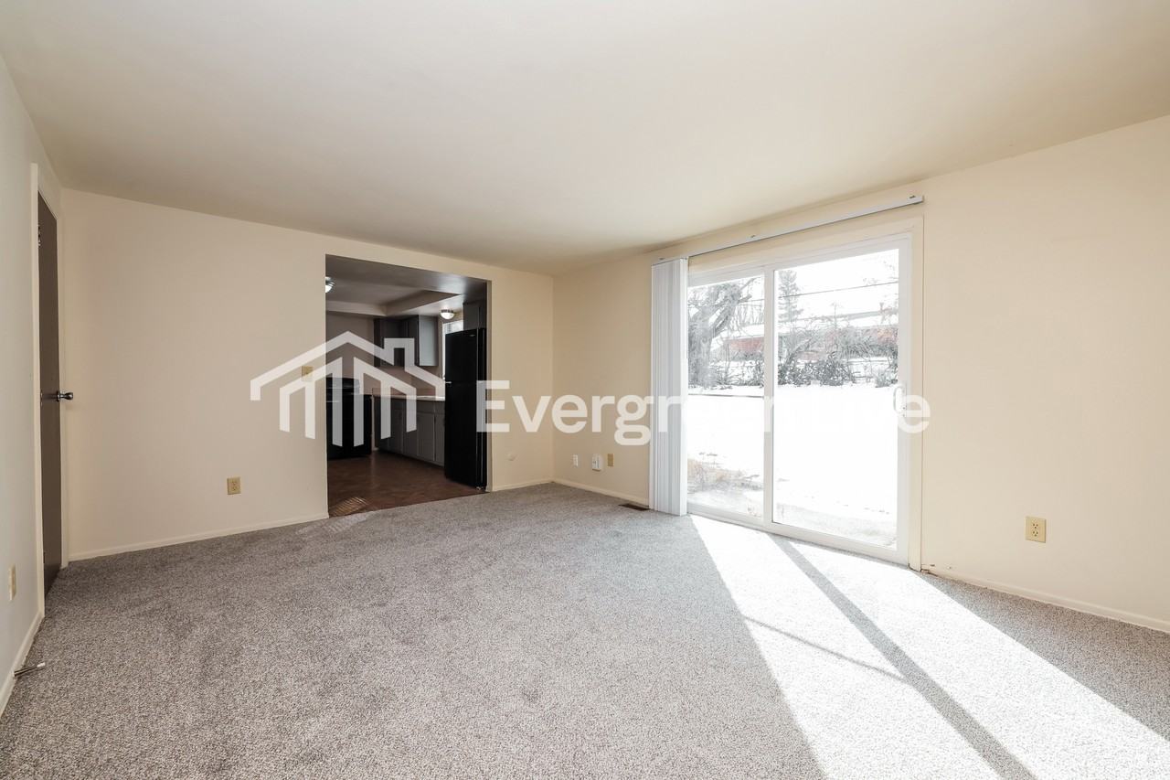 6420 Larcomb Dr - Photo 6 of 15