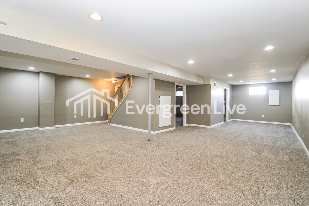 221 Cherrywood Parc Dr - Photo 7 of 15