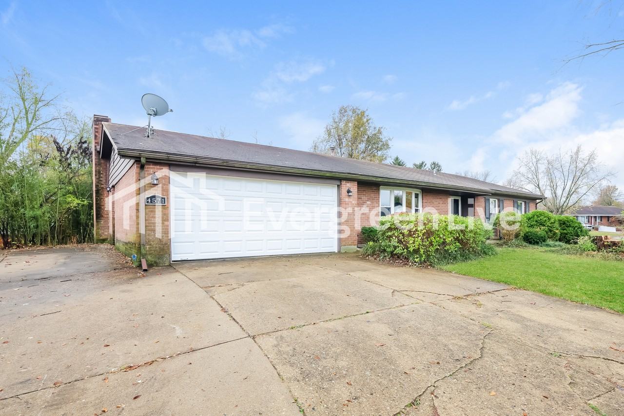 4571 Sylvan Oak Dr - Photo 2 of 15