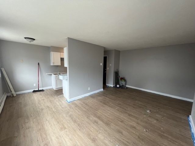 121 West Hoyt Avenue - Photo 2 of 13