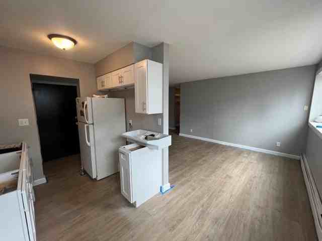 121 West Hoyt Avenue - Photo 7 of 13