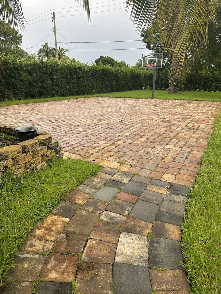 EQS Management - Photo 4 of 8