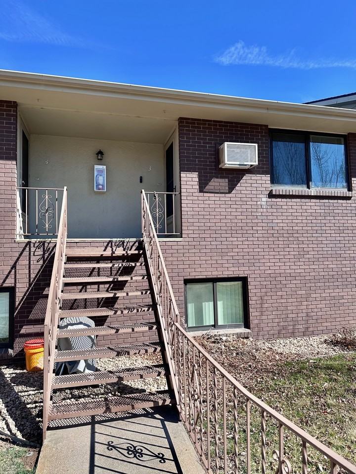 2717 West 22nd Street - Photo 5 of 15