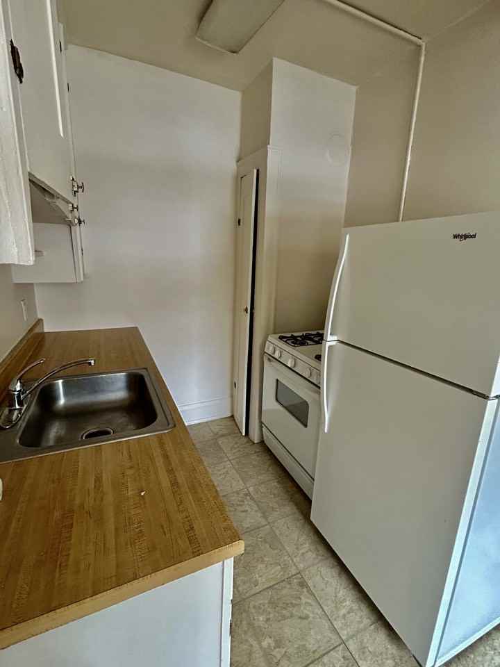 Webb Hall - Photo 3 of 8