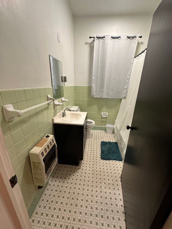 1131 Eastview St - Photo 5 of 19