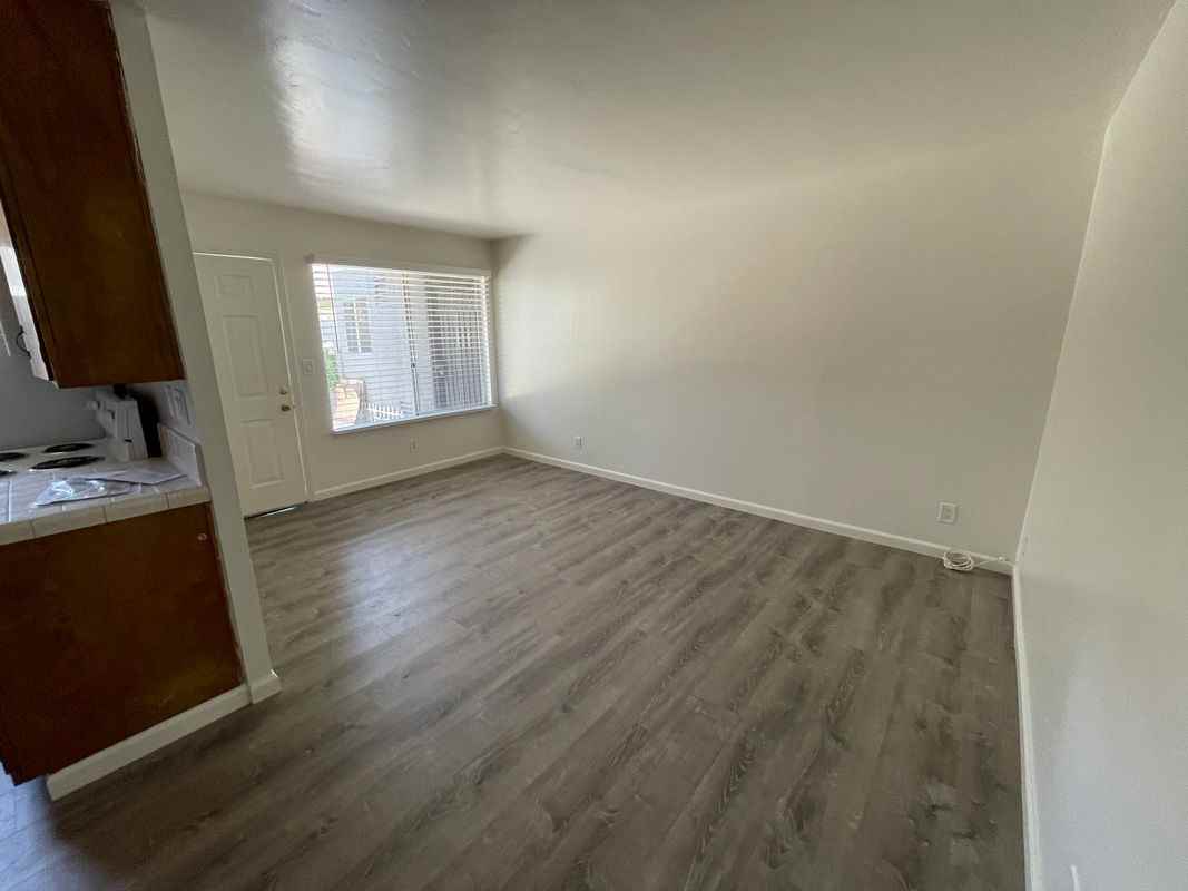 4738 33rd St ##4 - Photo 3 of 6