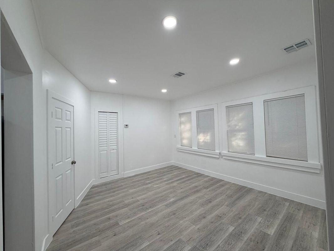 1131 S N St ##B - Photo 7 of 17