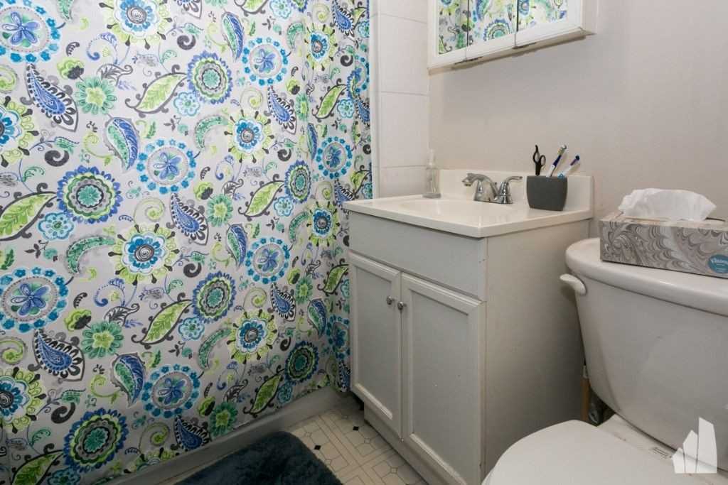 3502 W Grace St - Photo 6 of 6