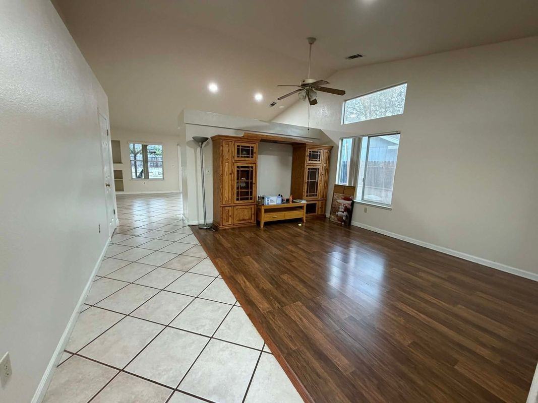 1965 Shelby Rd - Photo 3 of 8