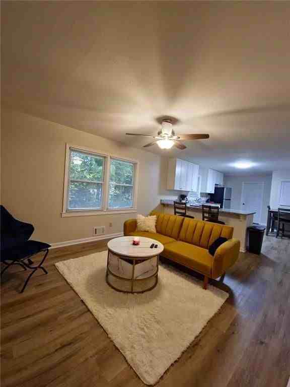 6702 Songwood Dr - Photo 7 of 15