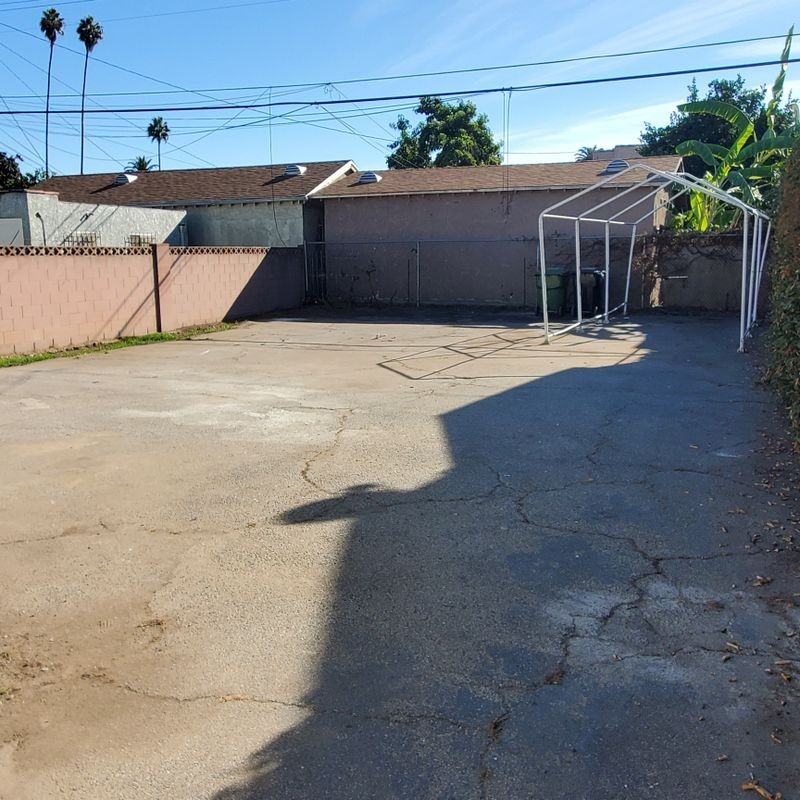 1742 Exposition Blvd - Photo 7 of 27