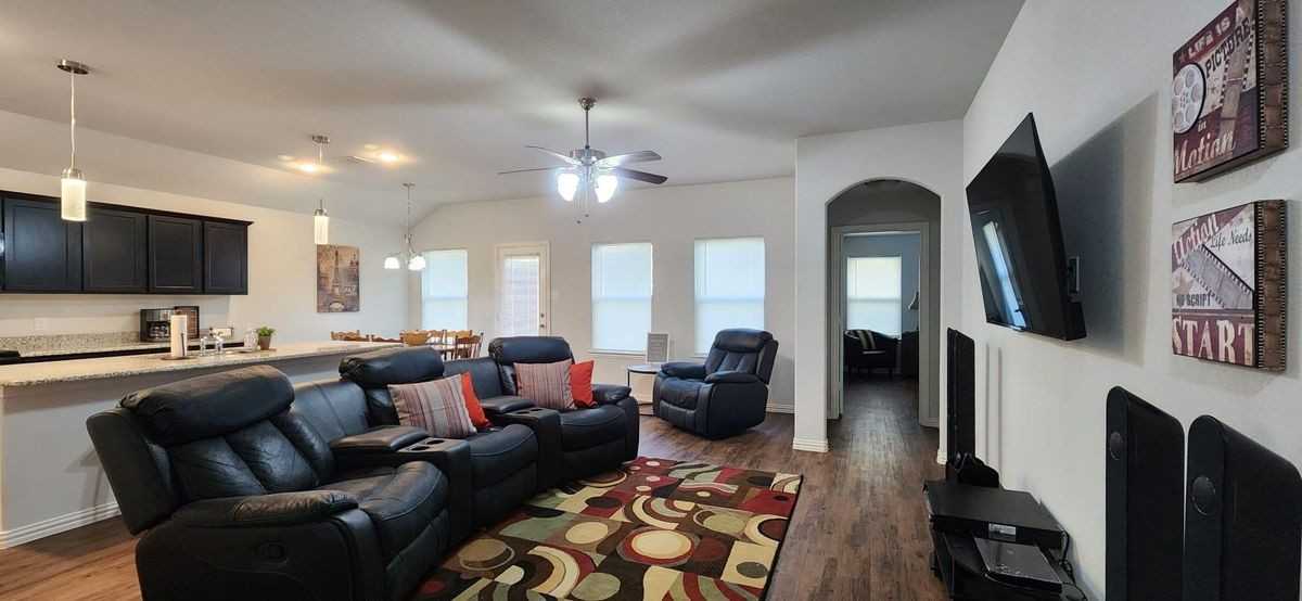 2864 Pacifico Way - Photo 3 of 22