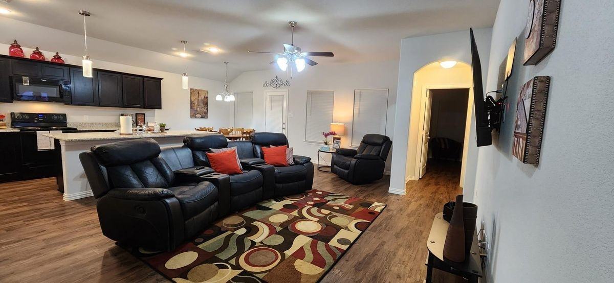 2864 Pacifico Way - Photo 4 of 22