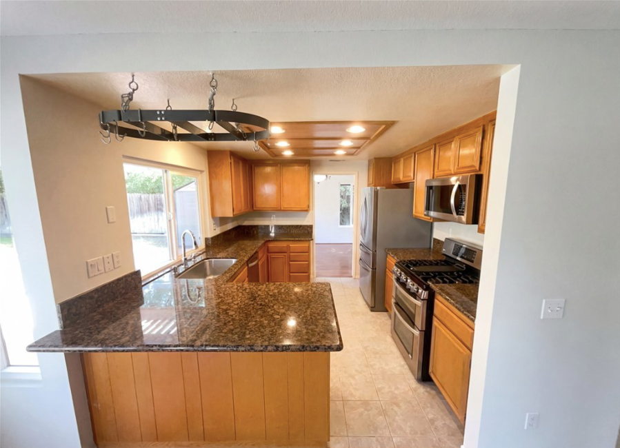 9036 Limecrest Dr - Photo 3 of 16