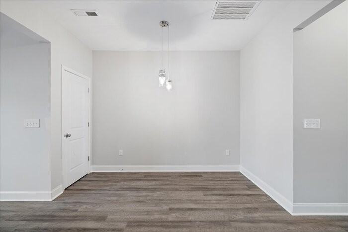 3940 Volkswalk Pl - Photo 7 of 26