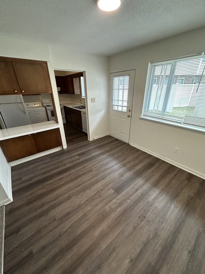 2365 Champion Ct #2365 - Photo 5 of 16