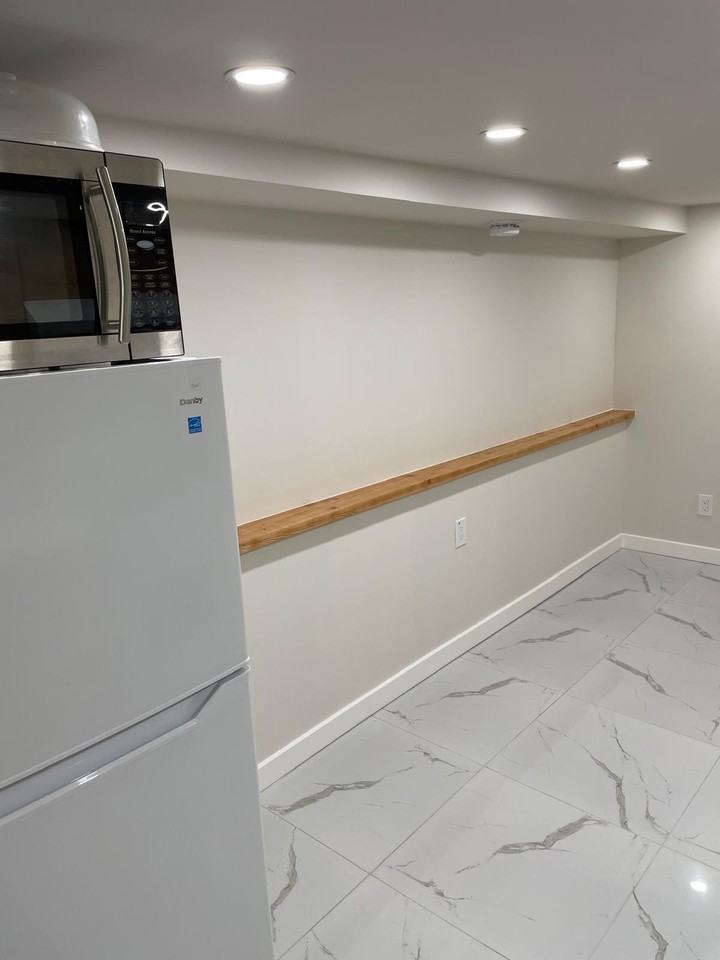 627 East 21st Avenue - Photo 2 of 8