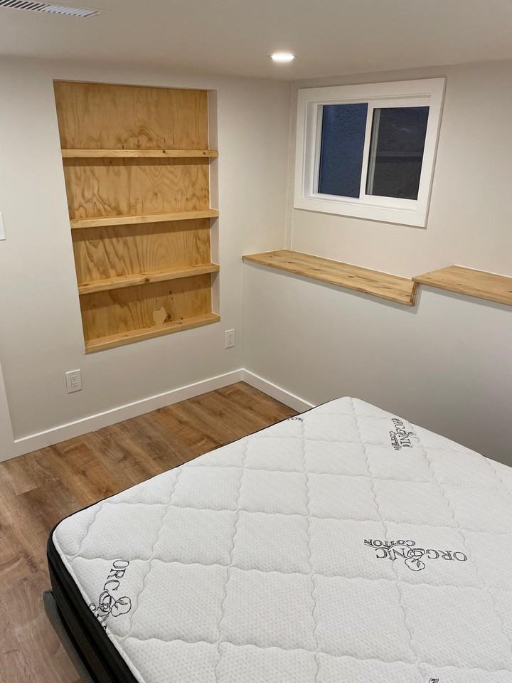 627 East 21st Avenue - Photo 5 of 8