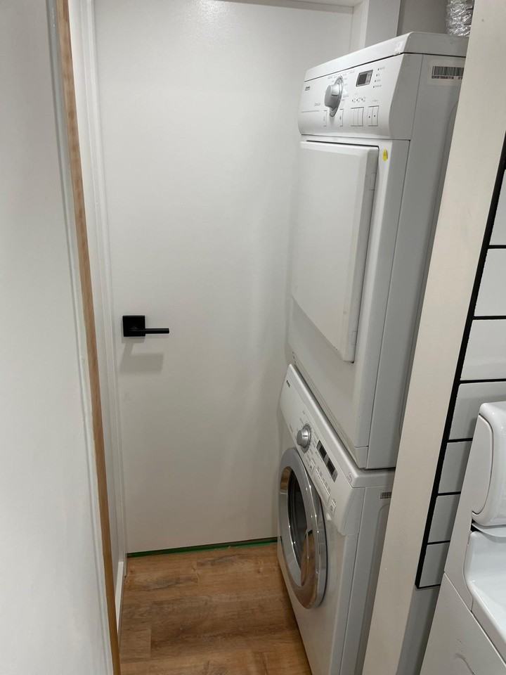 627 East 21st Avenue - Photo 7 of 8