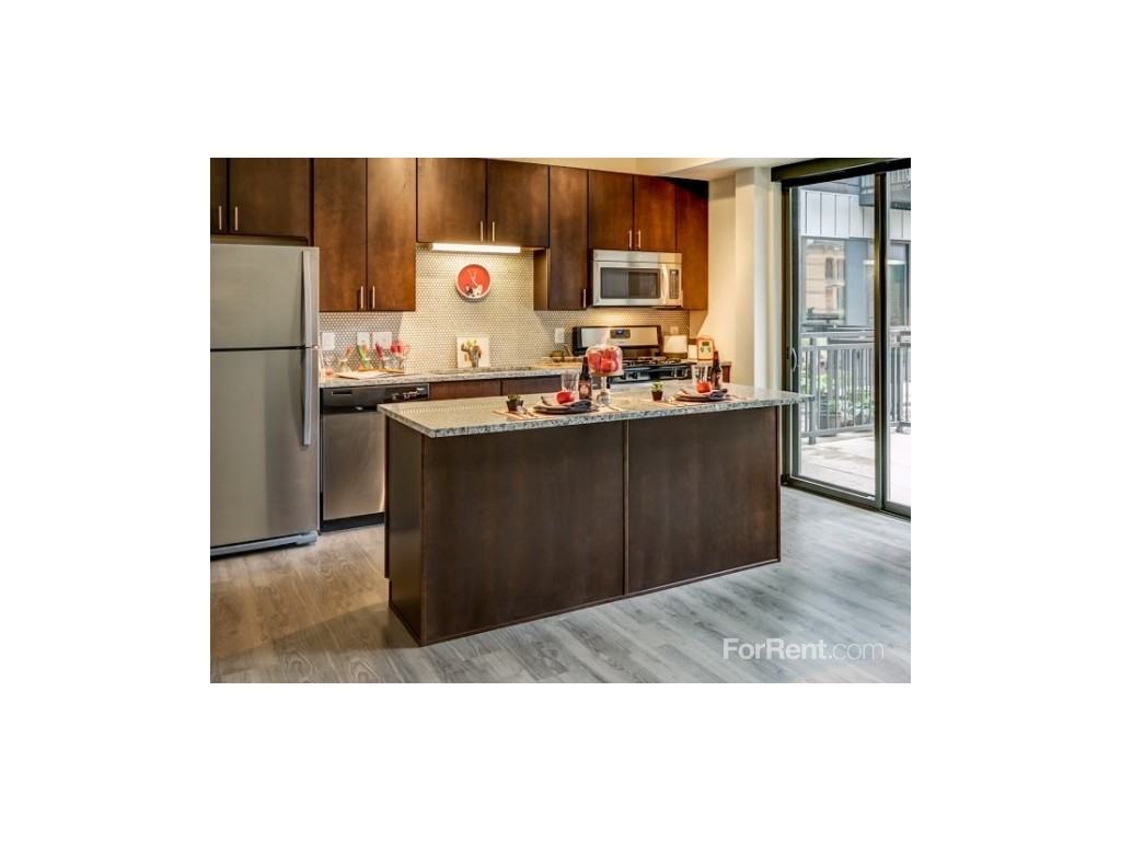 VELO - Photo 2 of 17