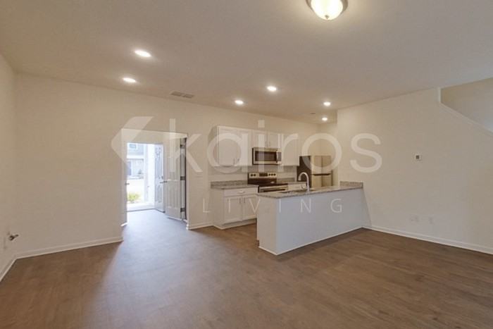 214 Long Island Dr Sw - Photo 2 of 20