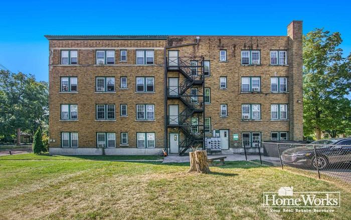 601 W Lasalle Ave #D1 - Photo 3 of 9