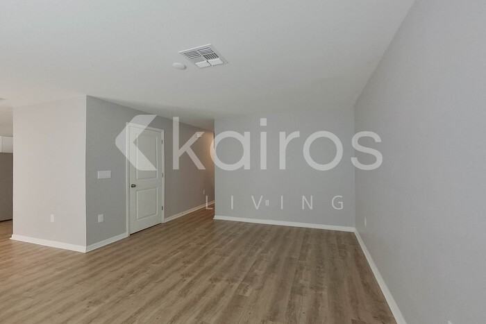 4232 Swensson St - Photo 7 of 29