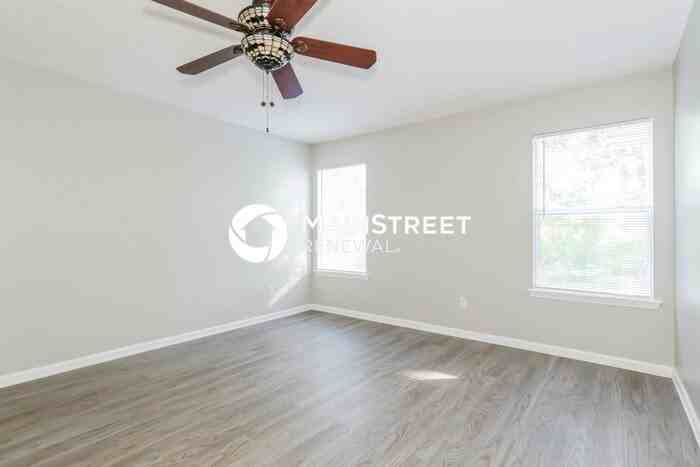 940 Ashton Cove Ter - Photo 7 of 16