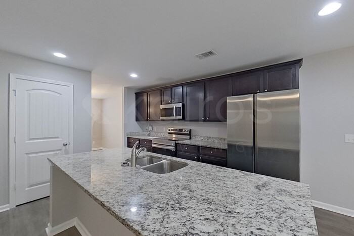 120 Bluff Rd - Photo 7 of 29