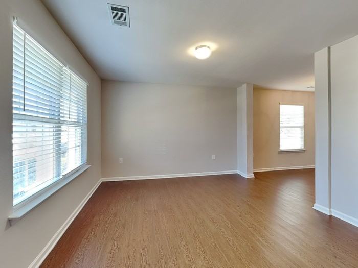 928 Cassidy Dr - Photo 2 of 25