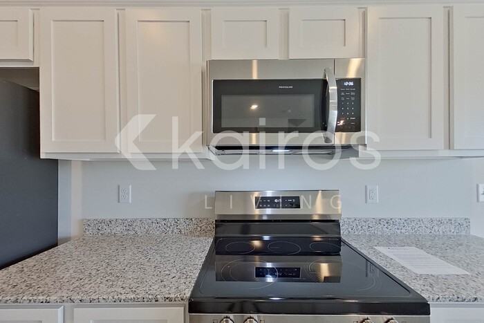 2091 Banyon Cir - Photo 7 of 25