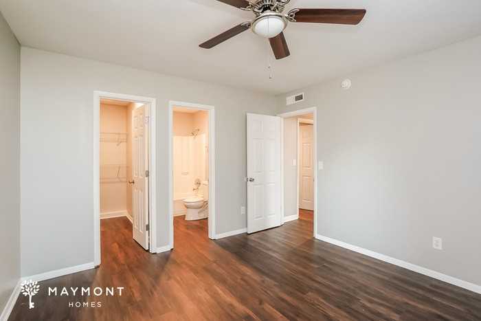 101 Tweed Ct - Photo 7 of 14