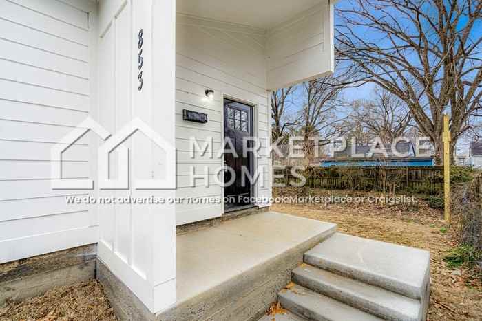 853 Kippley St - Photo 2 of 23