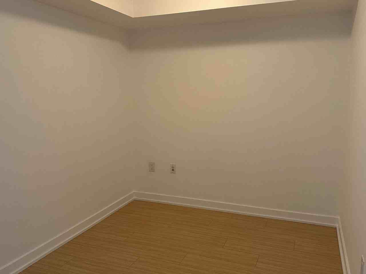 85 Queens Wharf Road #716 - Photo 5 of 6