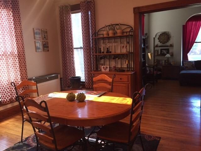 119 Pine St E #2 - Photo 6 of 7