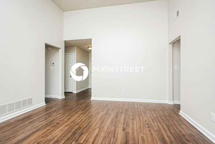 1072 Fredrick Dr - Photo 4 of 18