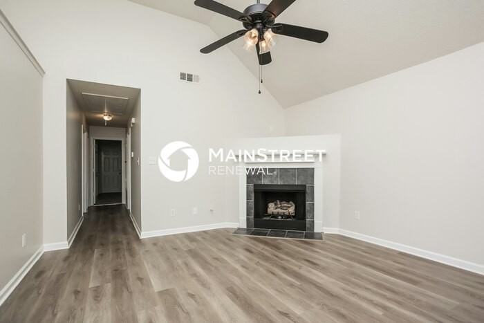 5893 Kayla Dr - Photo 2 of 18