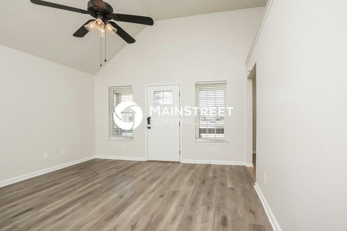 5893 Kayla Dr - Photo 4 of 18