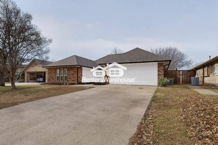 1137 Homestead St - Photo 4 of 44