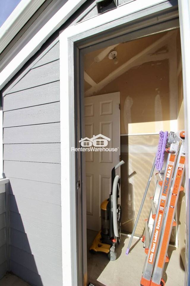 8500 E Jefferson Ave #10J - Photo 7 of 23